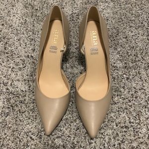 10M tan A.N.A heels.